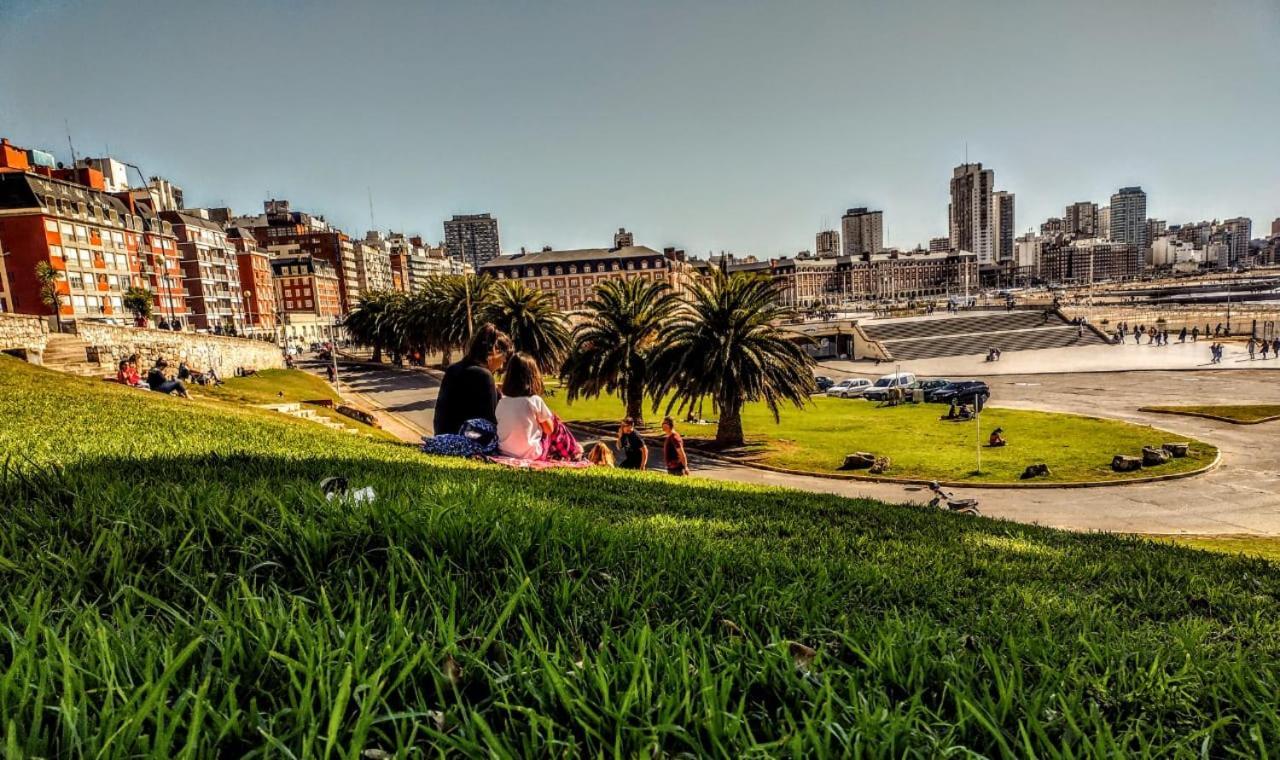 Departamento vista al mar Playa Las Toscas Mar del Plata Exterior foto